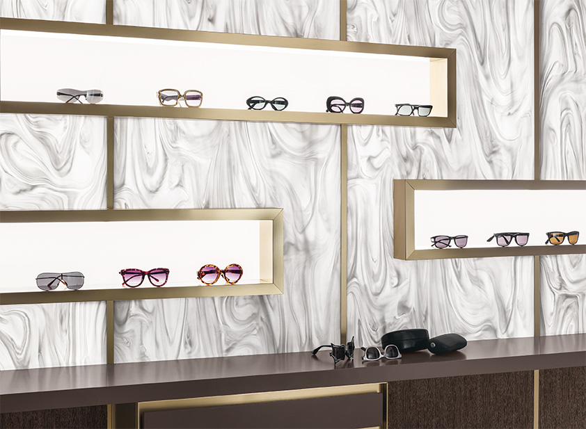 sites/corian.sg/IMG/jpg/grey_onxy_backlit_eyeglass_store_3-3.jpg